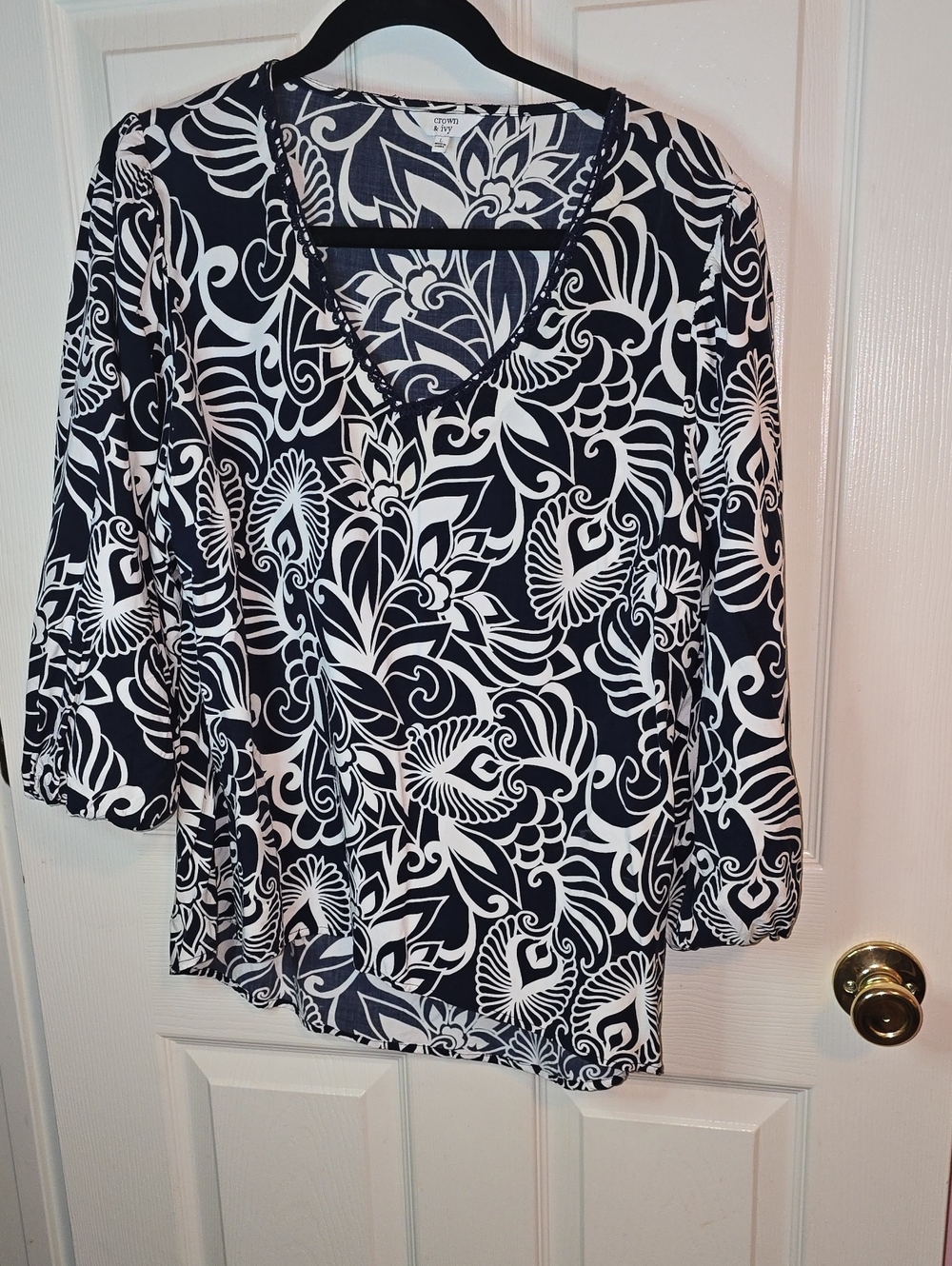 crown & ivy Navy and White Floral V-Neck Tunic